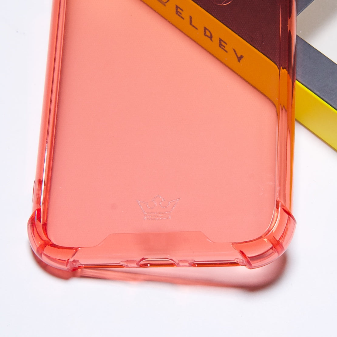 Estuche EL REY hard case flexible reforzado rojo  iphone 11 pro max