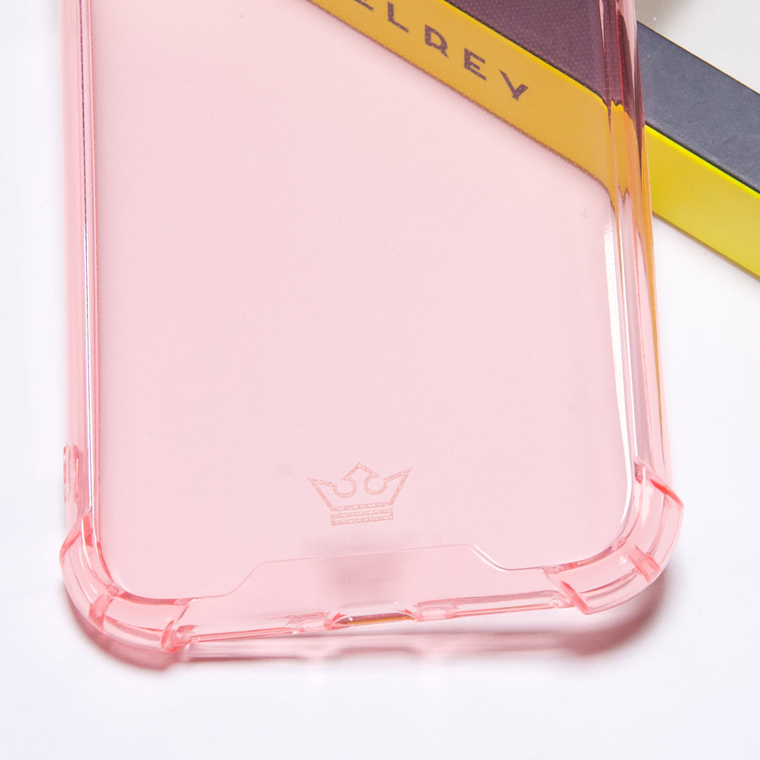 Estuche EL REY hard case flexible reforzado rosado  iphone 11 pro